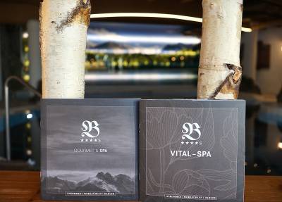 Hotelprospekt - Genuss und Wellness im 4 Sterne Superior