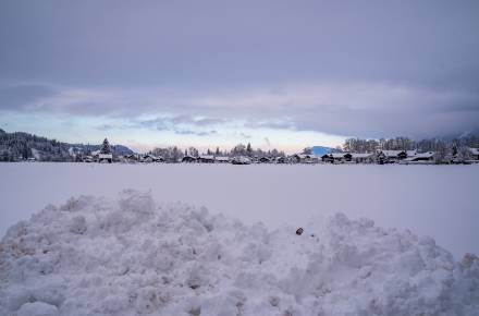 Schneebedeckte Winterlandschaft in Füssen beim Allgäu